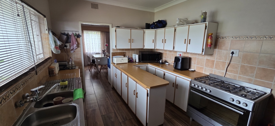 4 Bedroom Property for Sale in Monument Heights Northern Cape